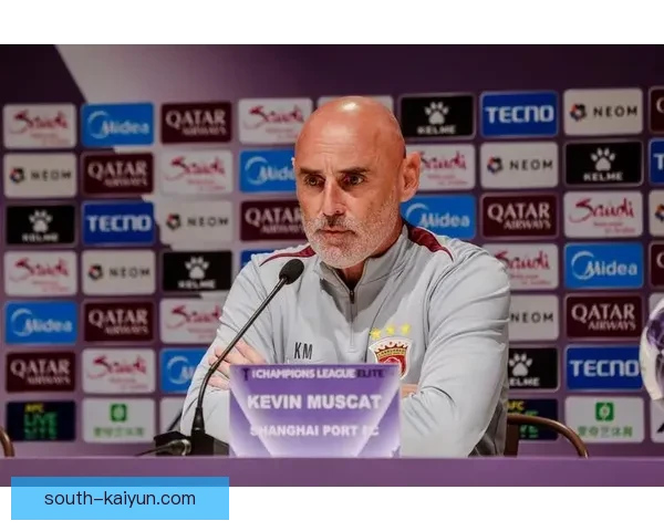 球队主帅风采值得关注，战术调整引领球队表现回暖